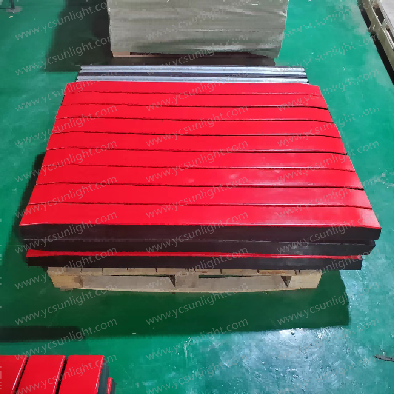 Red Impact Bar